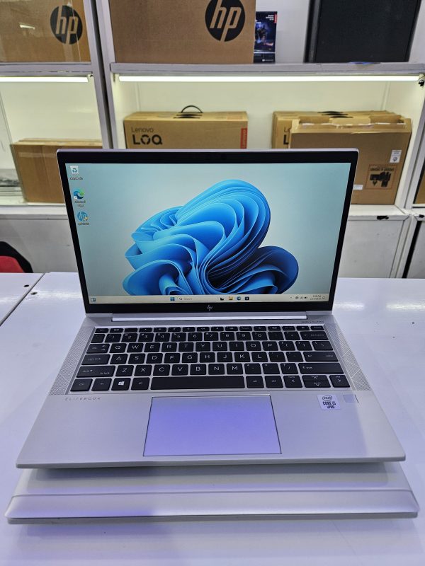 HP EliteBook 830 G7